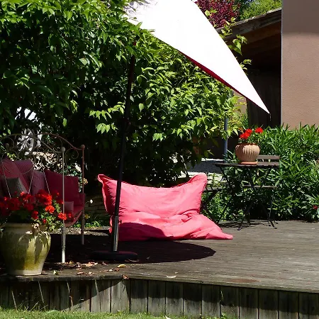 Bed & Breakfast D'hotes Au Val Dormant Realville