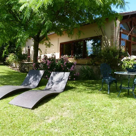 לינה וארוחת בוקר D'hotes Au Val Dormant 3*